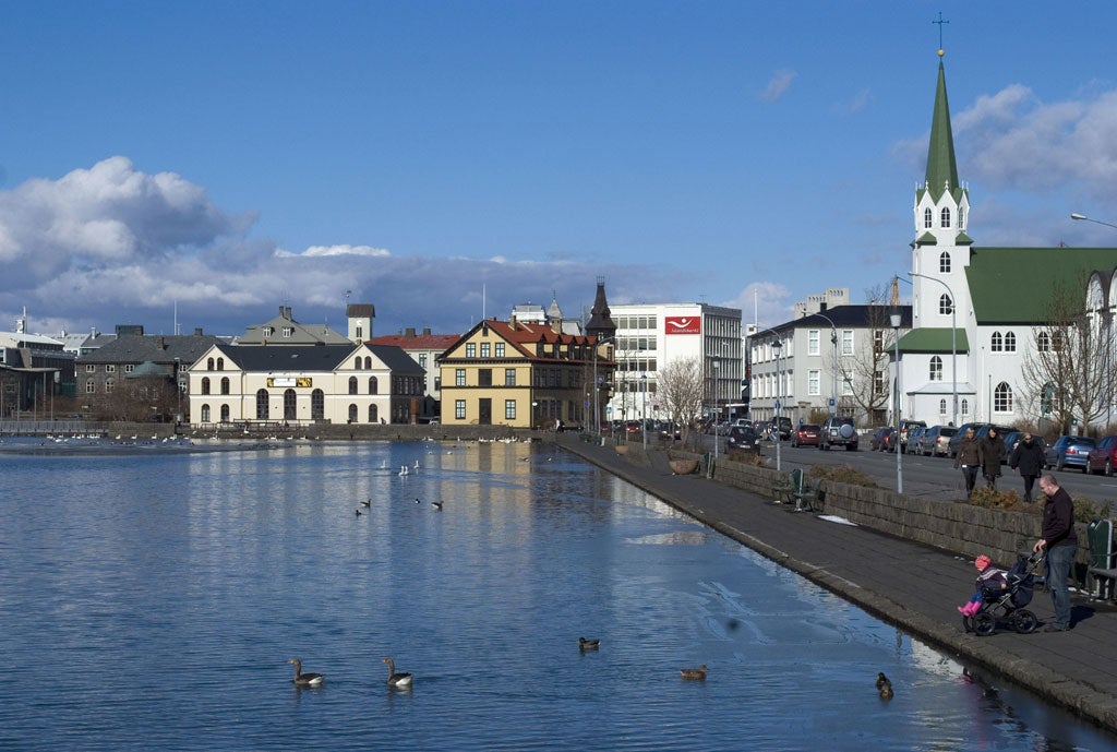 Reykjavik has 21 hours of daylight in the middle of summer