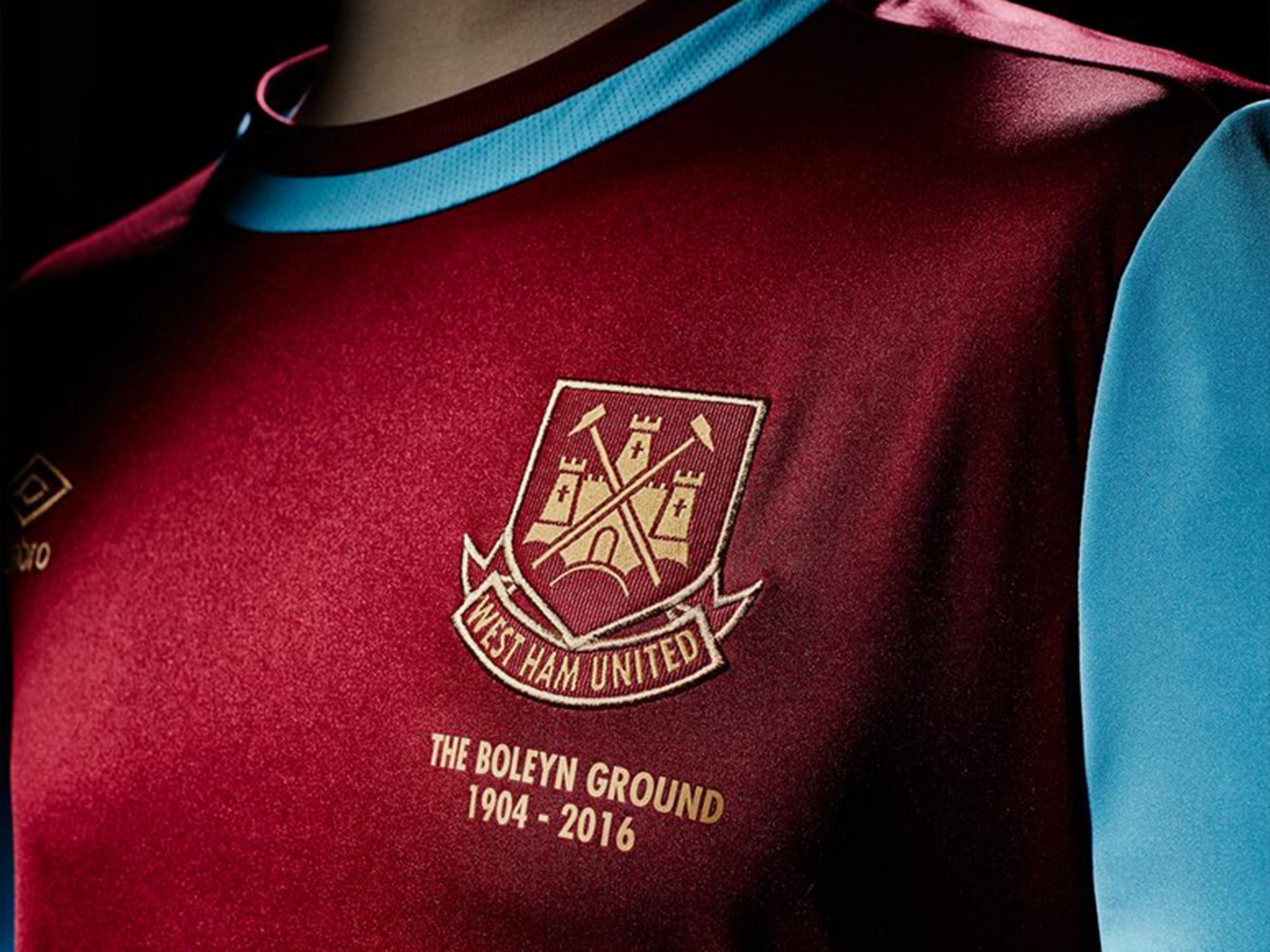 West Ham 2015/16 shirt revealed: Hammers fans love the new Boleyn kit so  much, they broke the club's official website, The Independent