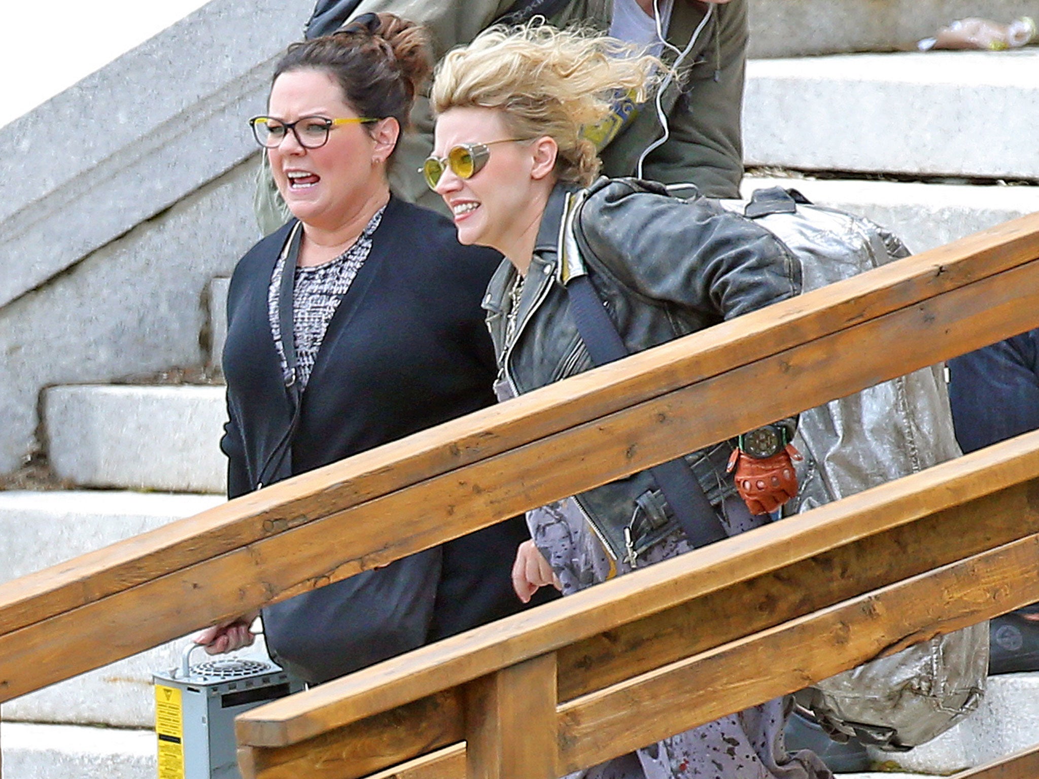 Melissa McCarthy and Kate McKinnon on the set of Ghostbusters