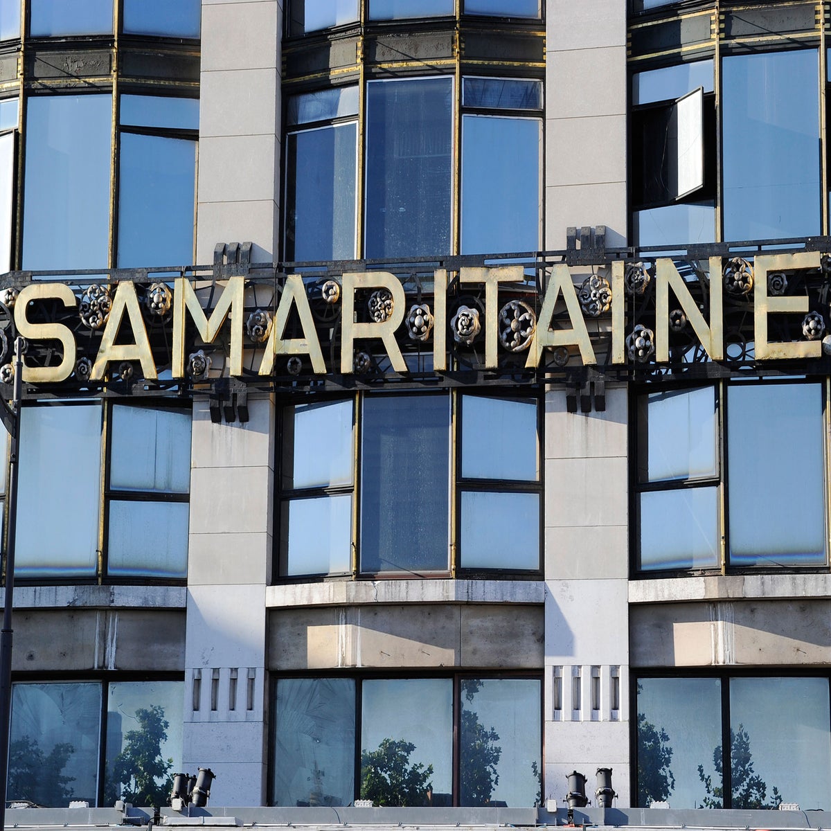 Luxury roof garden La Samaritaine