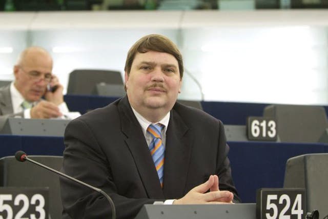 Bernd Posselt continues to behave like an MEP – even though he isn’t one