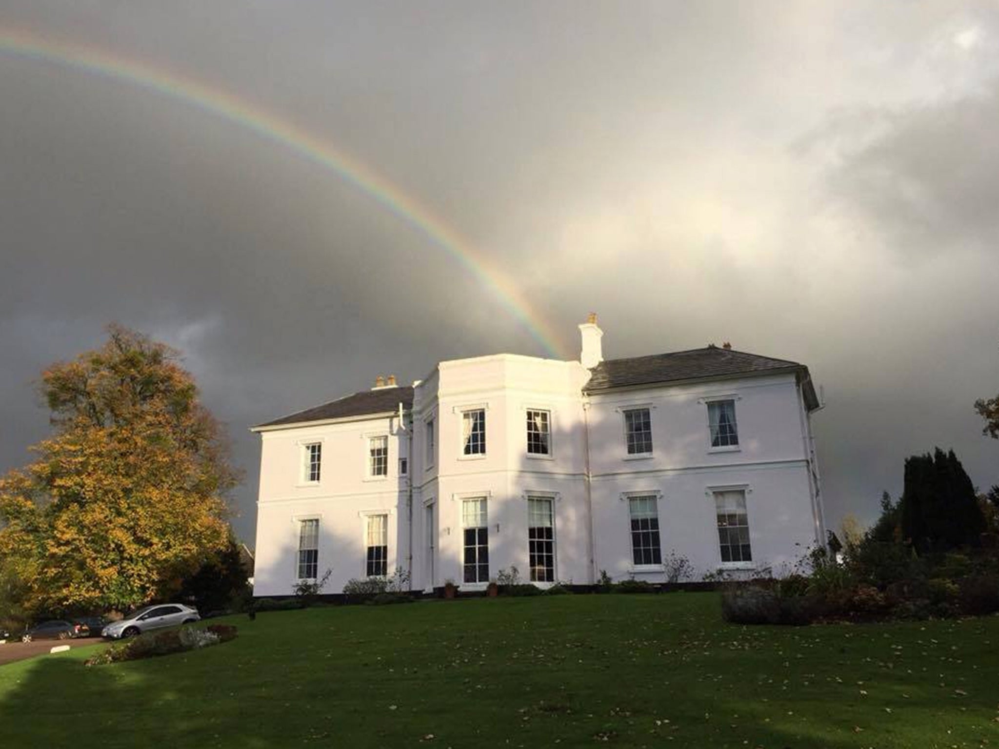 Herefordshire hotel used by diabolical scientist for experiments on US military students The Independent The Independent image