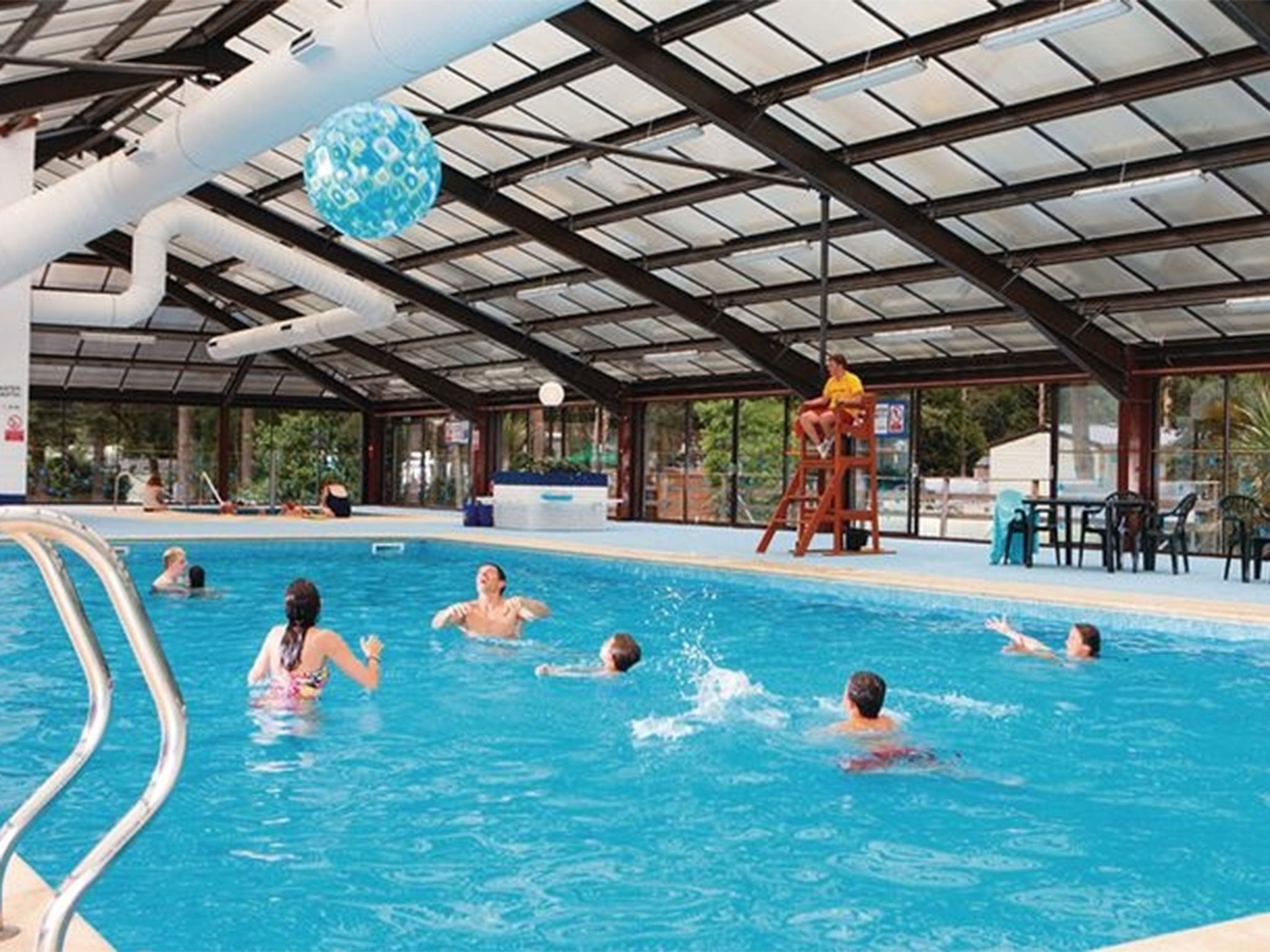 A picture of the indoor swimming pool from Wild Duck Holiday Park's website