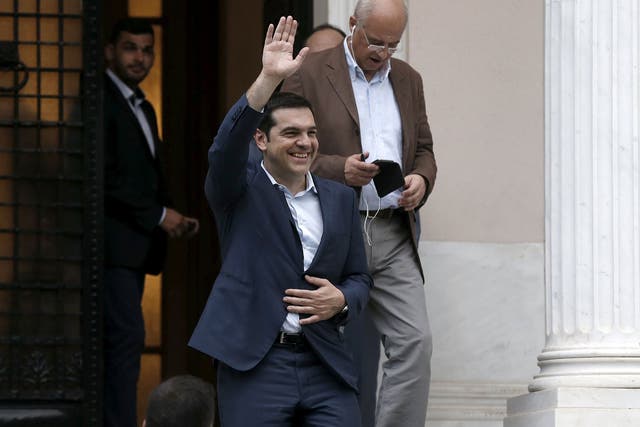 Greek Prime Minister Alexis Tsipras has presented European Union leaders with a new set of proposals ahead of Monday's emergency Eurozone summit in a bid to avert a Greek default and possible exit from the euro