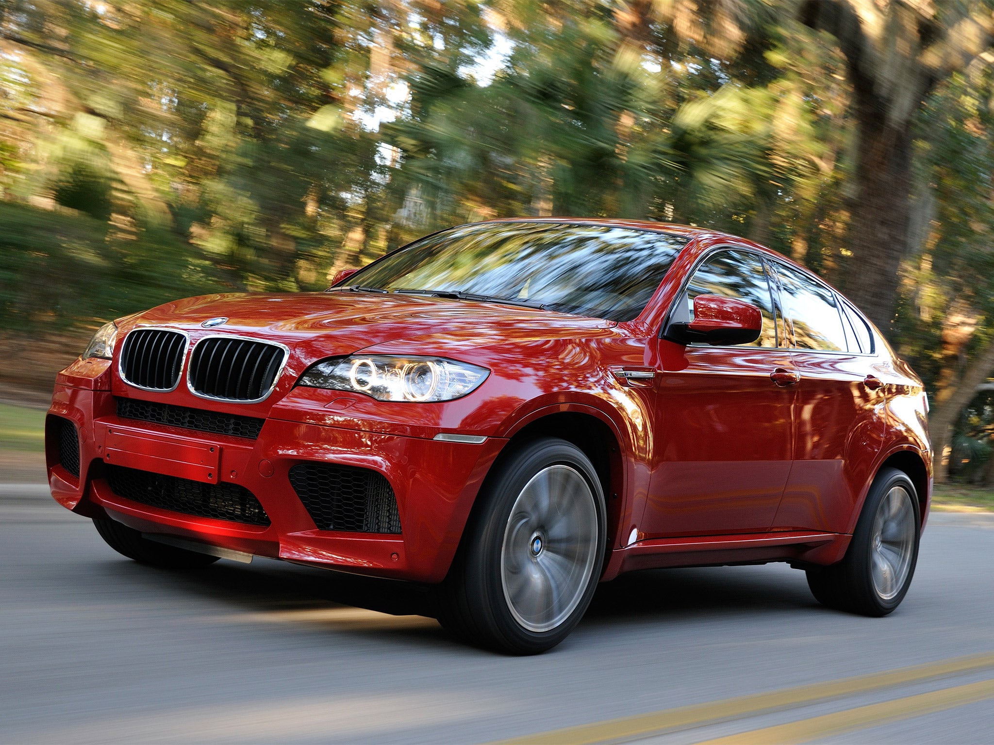 Sinful style: the new BMW X6M
