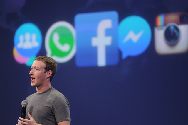 <p>El CEO de Facebook, Mark Zuckerberg, habla en la cumbre F8 en San Francisco, California, el 25 de marzo de 2015. Zuckerberg presentó una nueva plataforma de mensajería en el evento.</p>