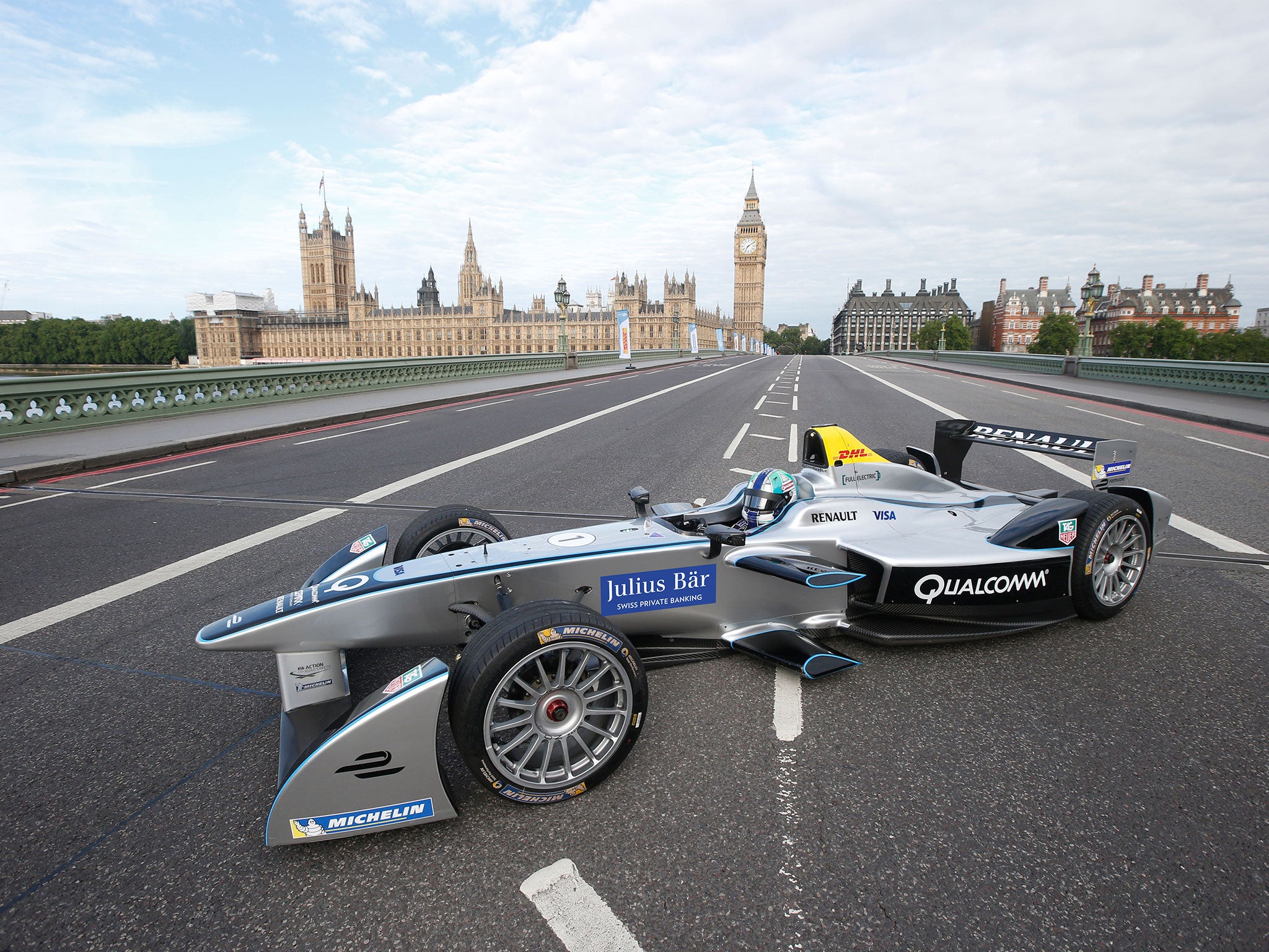 The 2015 Formula E season finale takes place in Battersea Park, London