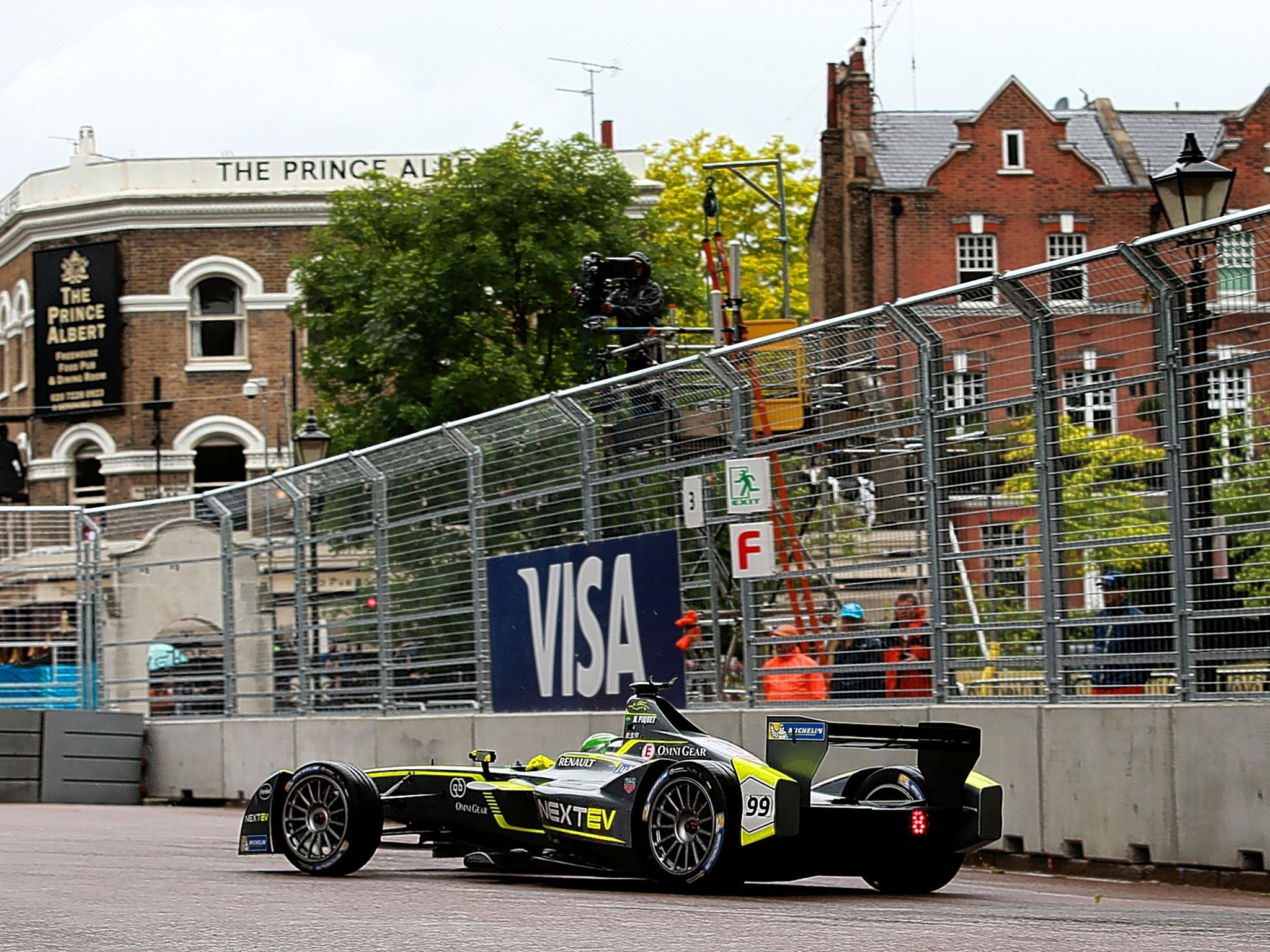 Nelson Piquet Jnr on his way to winning the Formula E title