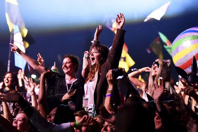 Florence + the Machine fans at the Pyramid Stage