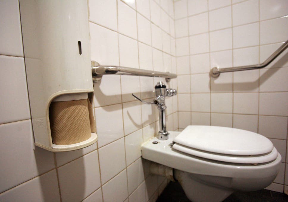 Teenage Girl Dies From Heart Attack After Not Going To The Toilet