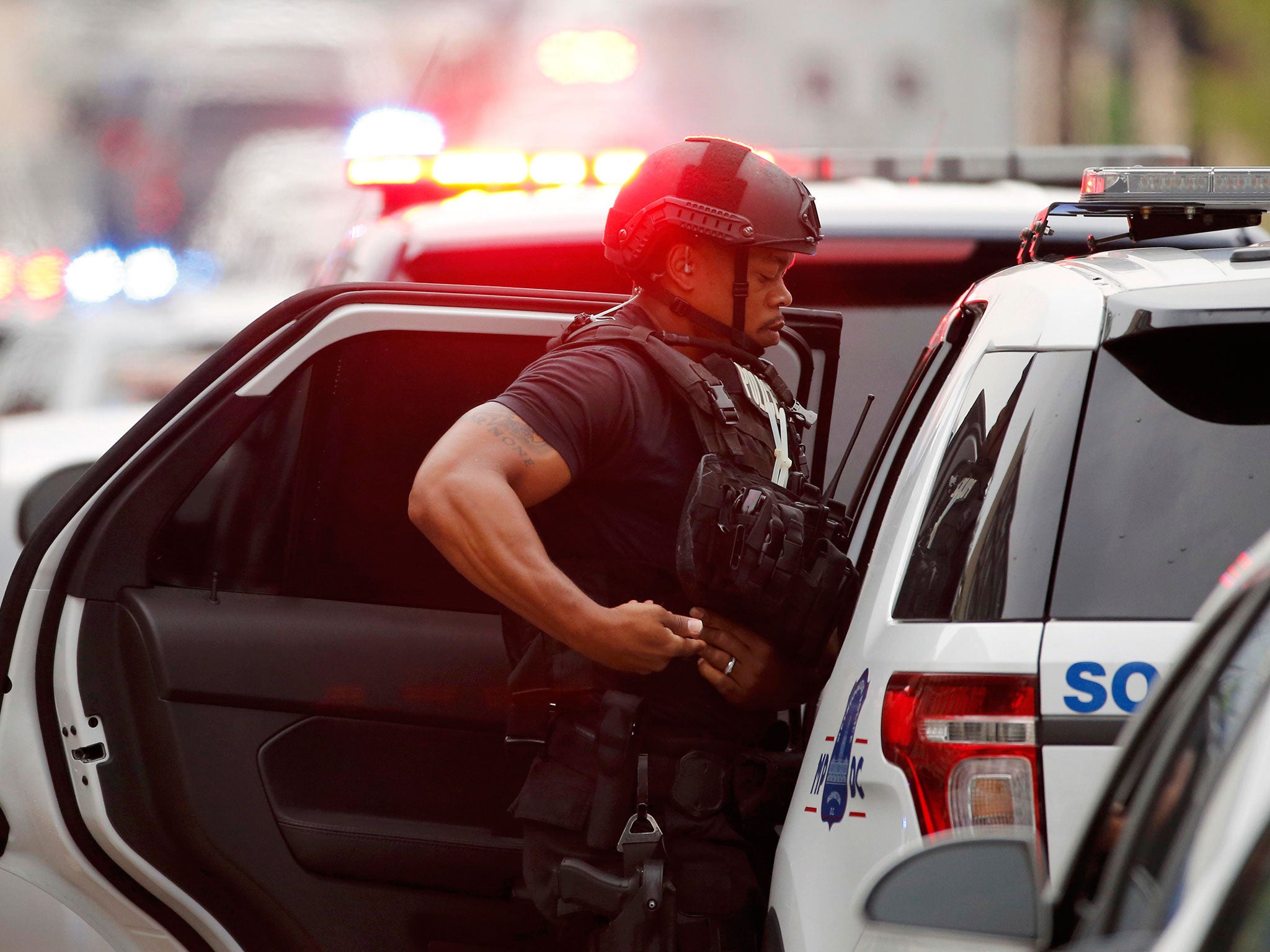 Police respond to reports of a shooting and subsequent lockdown at the U.S. Navy Yard in Washington
