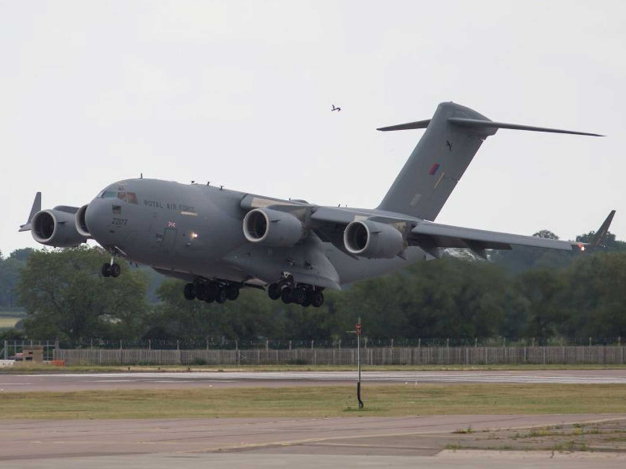 The RAF C-17 touches down in Brize Norton