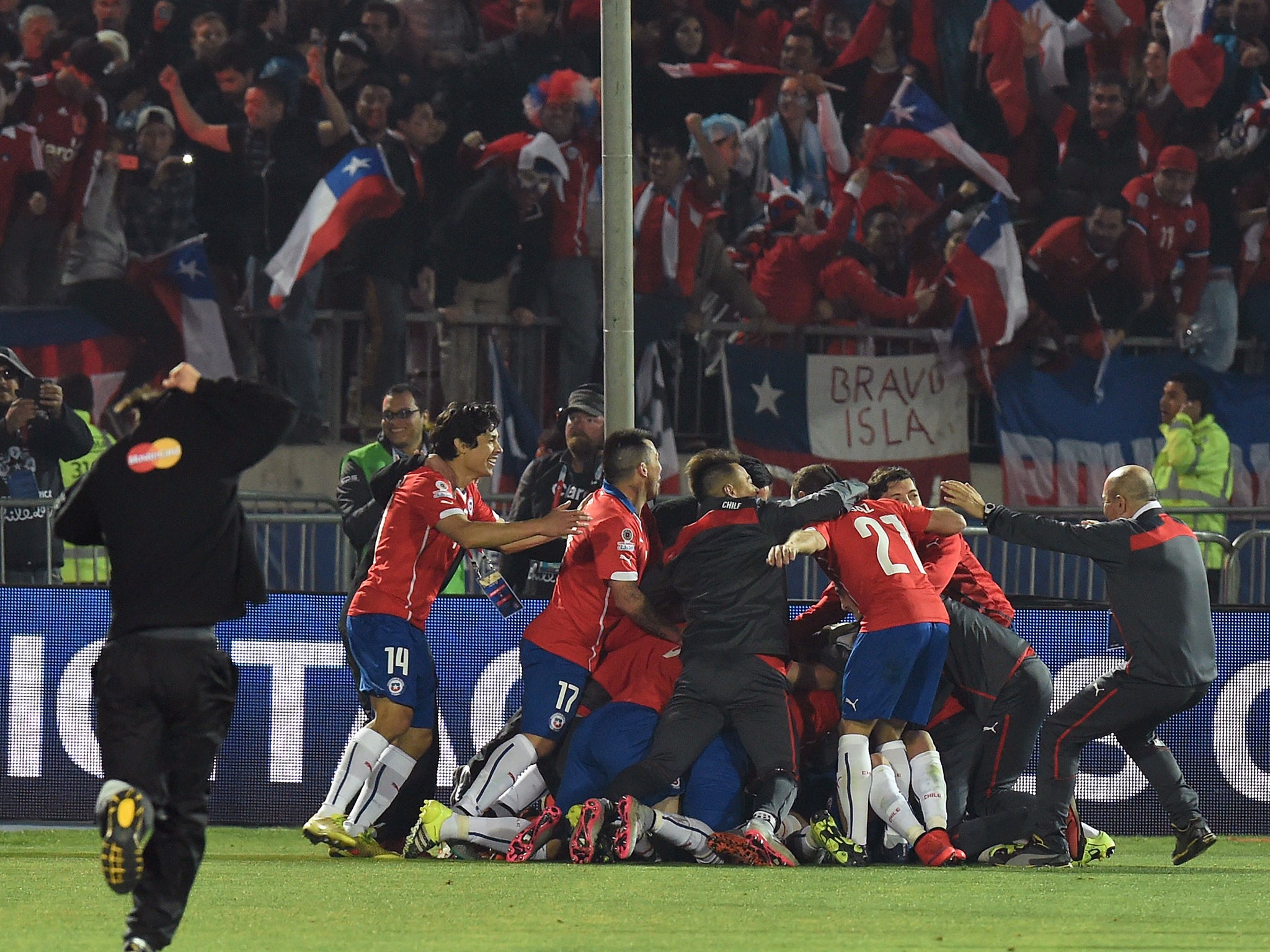 Chile lifted the Copa America with a 4-1 penalty shootout win against Argentina