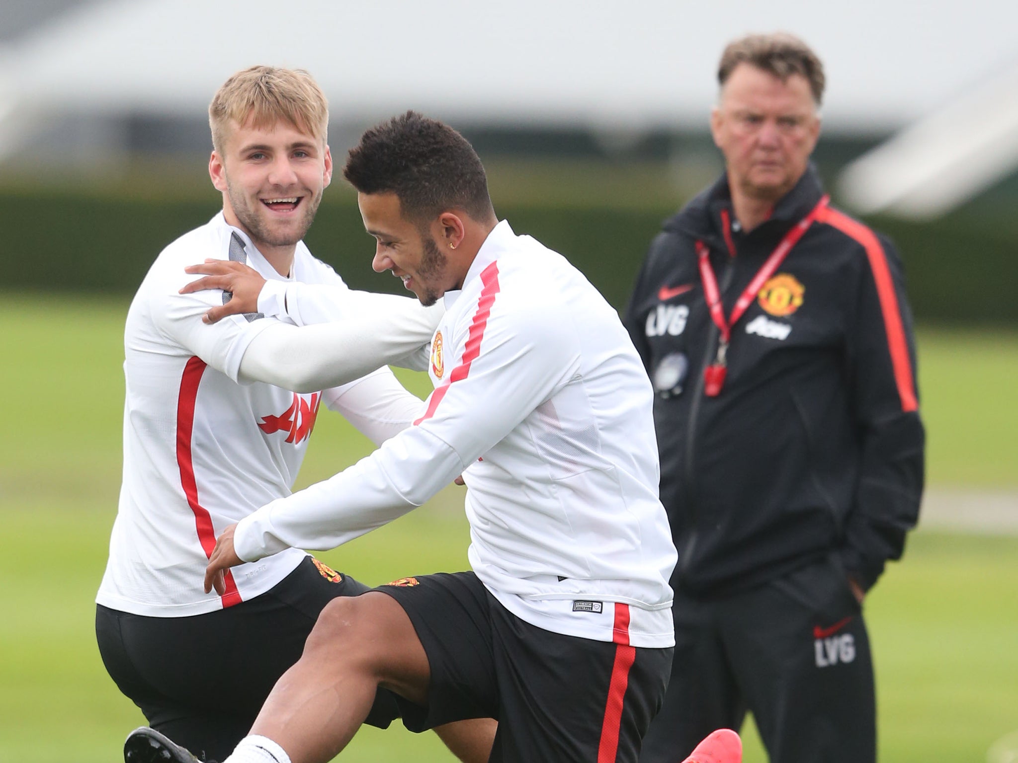 Memphis Depay S Squad Number Revealed As He Trains With Manchester United For The First Time But Is It Cursed The Independent The Independent