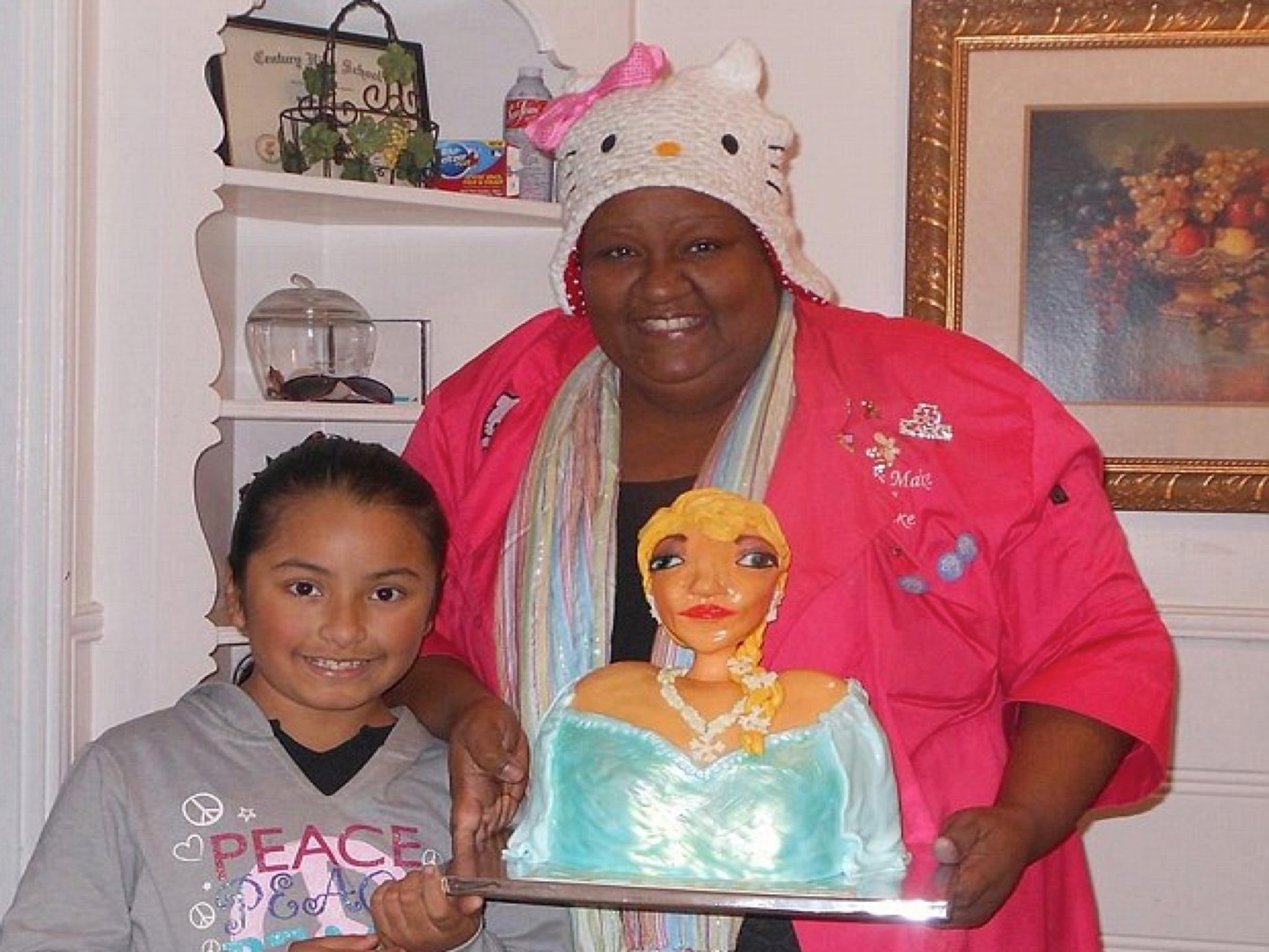 When Fitrop Brings Ugly Cake Prank to Real Life, Her Child is Amazed by the  Dented Elsa - The Ending is Mind-blowing!