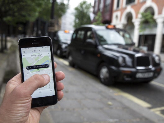 London's black cab drivers are fighting back against taxi-hailing app Uber by offering discounts on journeys