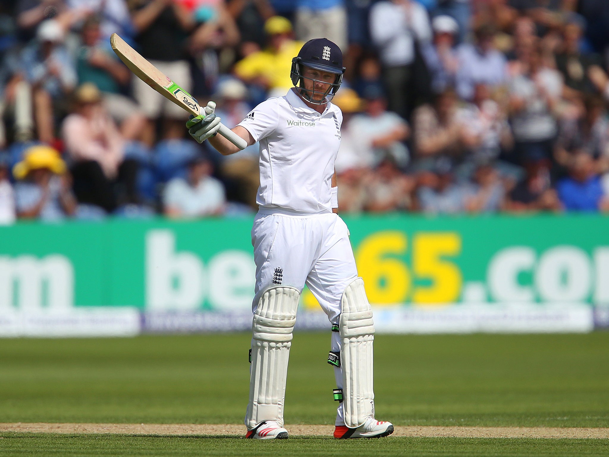 Ian Bell reached 60 to steady the ship