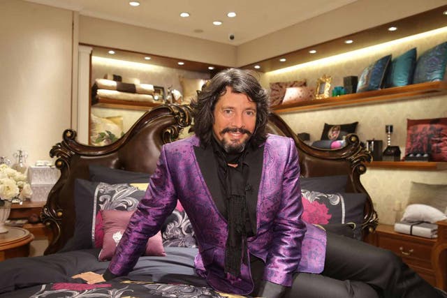 Blanket coverage: 'Laurence Llewelyn-Bowen: Cracking China'