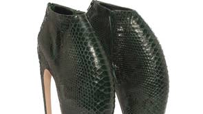 Alexander Mcqueen S Iconic Armadillo Boots To Be Auctioned For Charity The Independent The Independent