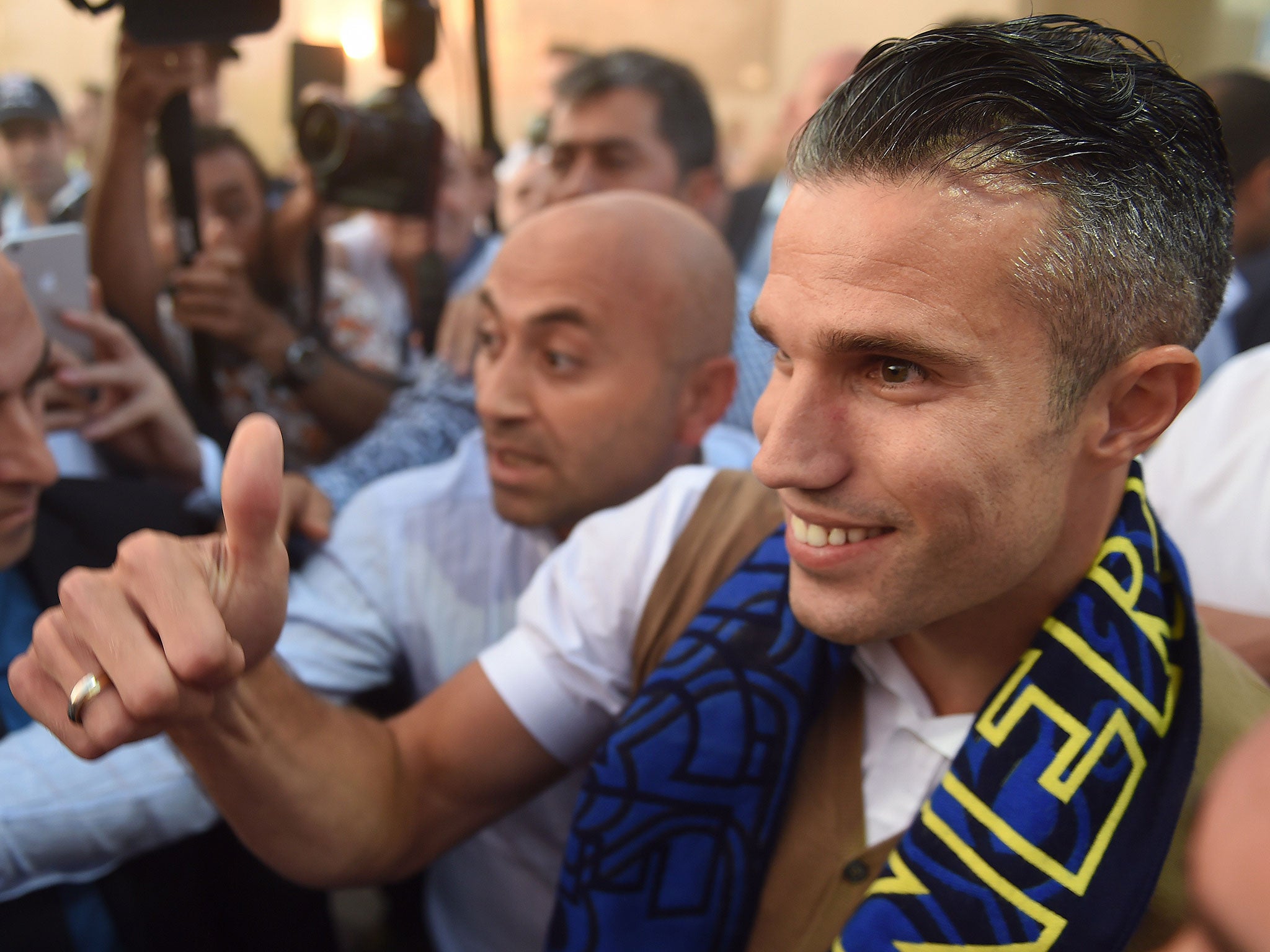 Robin van Persie has left Manchester United to join Fenerbahce