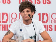 Read more

Louis Tomlinson: Fan threatens One Direction singer’s baby