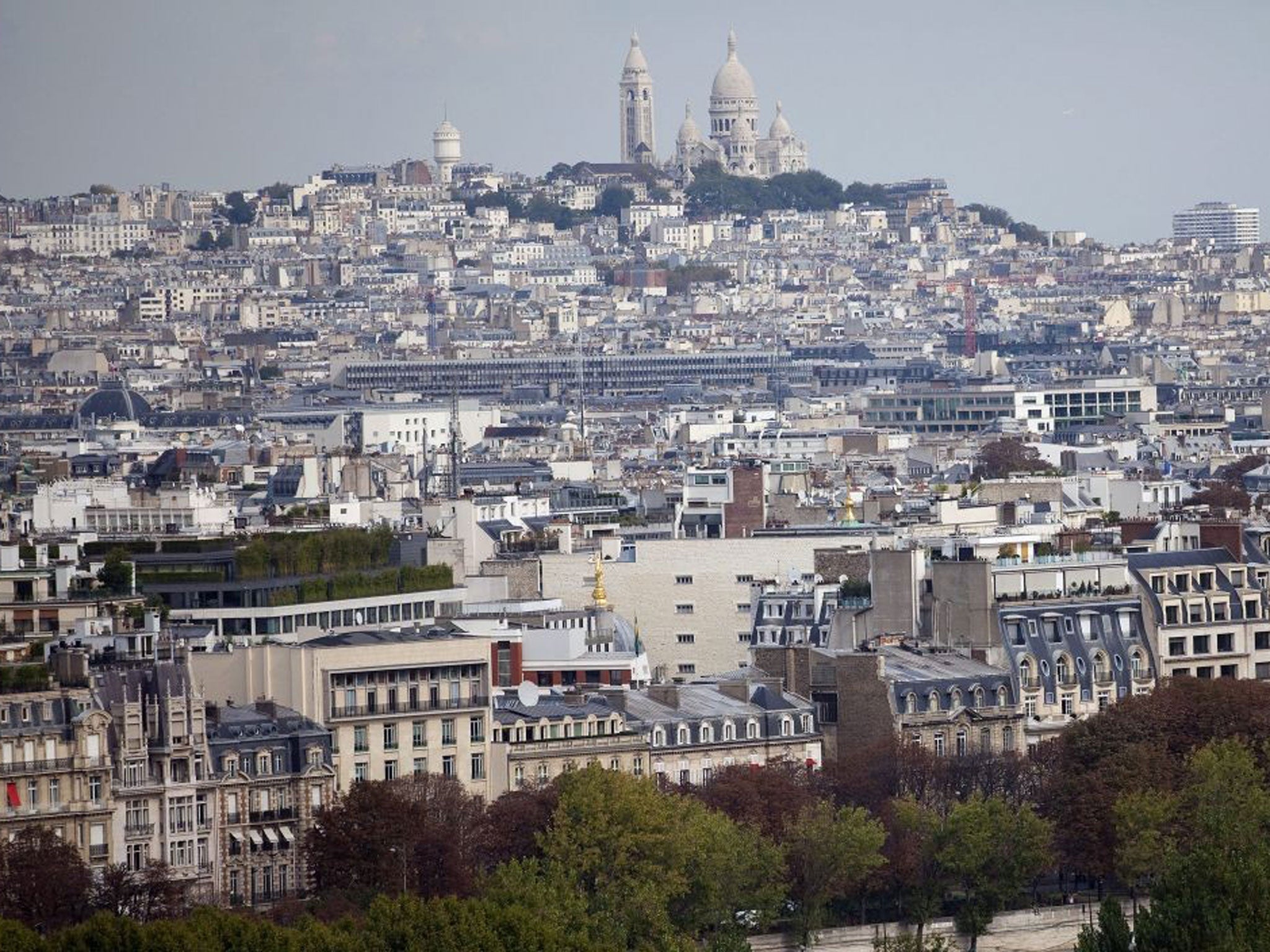 You can see Paris this summer without breaking the bank
