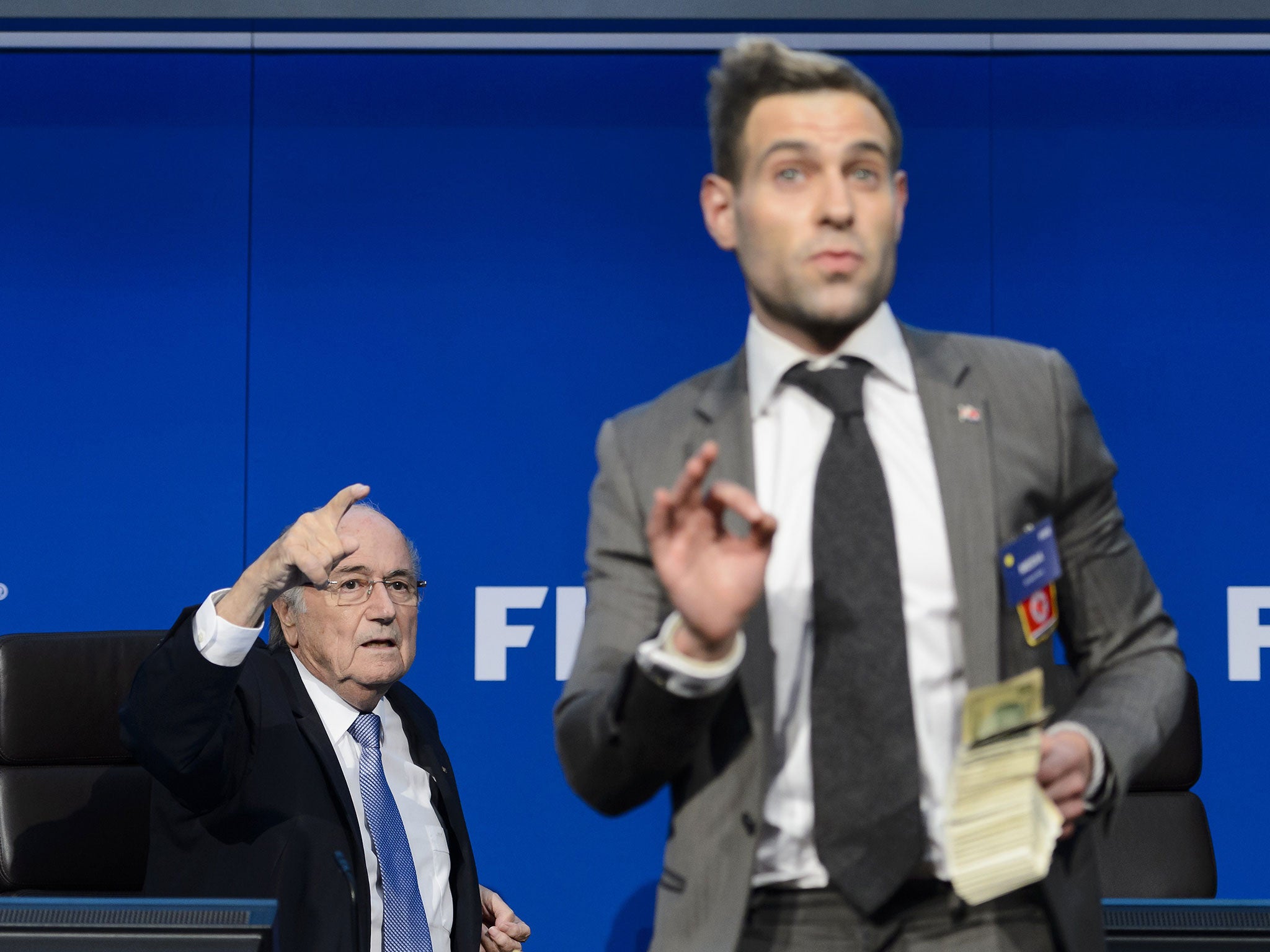 Simon Brodkin interrupts Sepp Blatter press conference