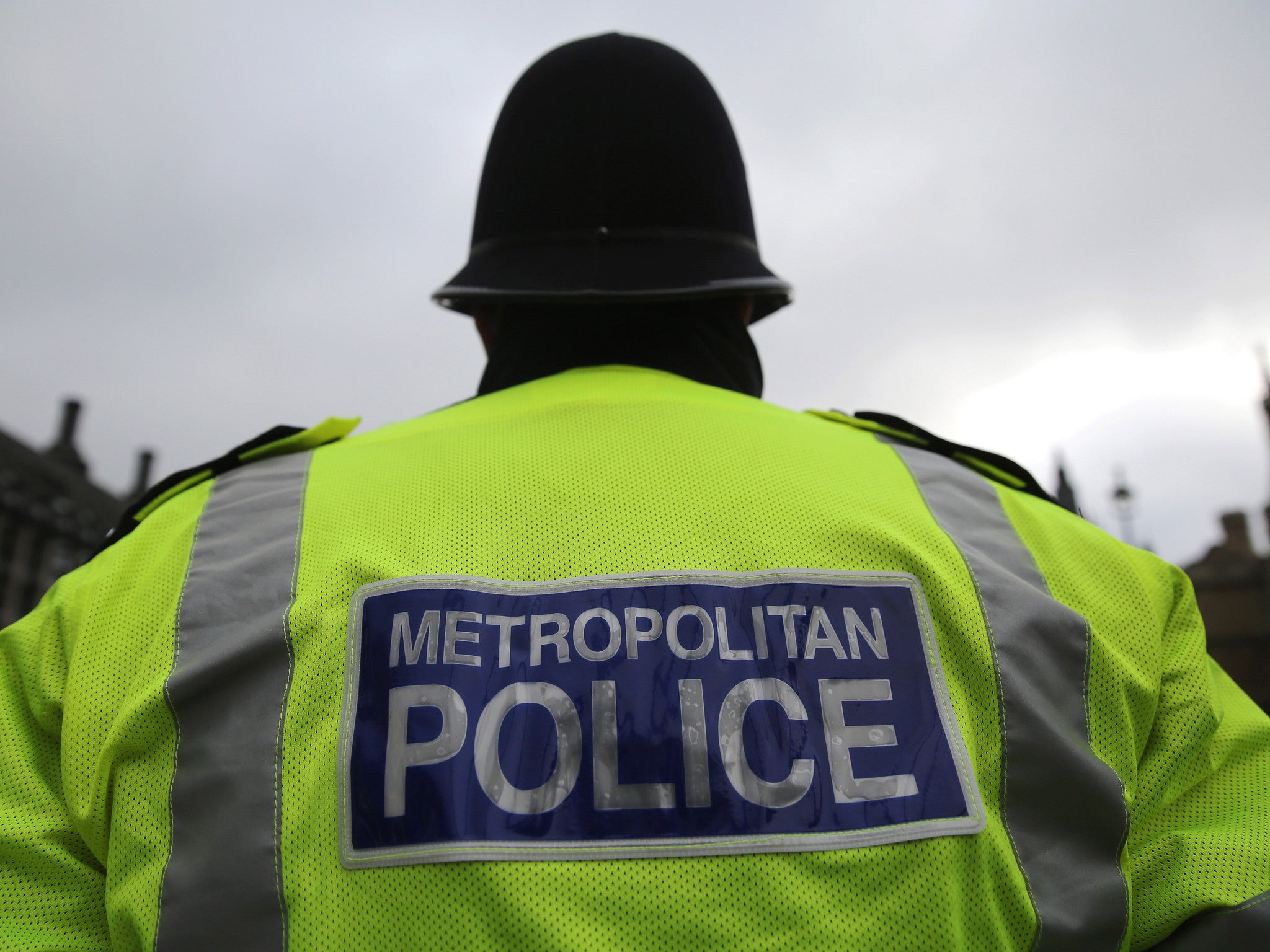 The Met Police were called to Islington in the early hours of this morning