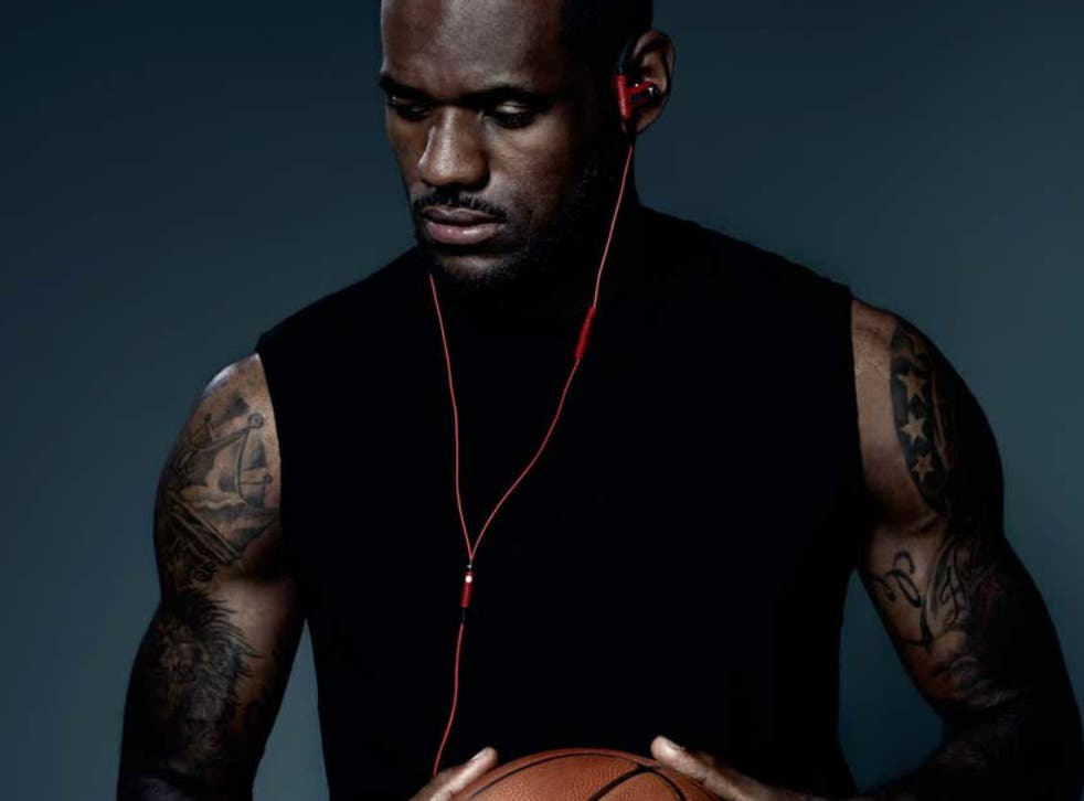  Basketball star LeBron James has signed  a lifetime contract with Nike - the largest single athlete deal in the company’s 44-year history
