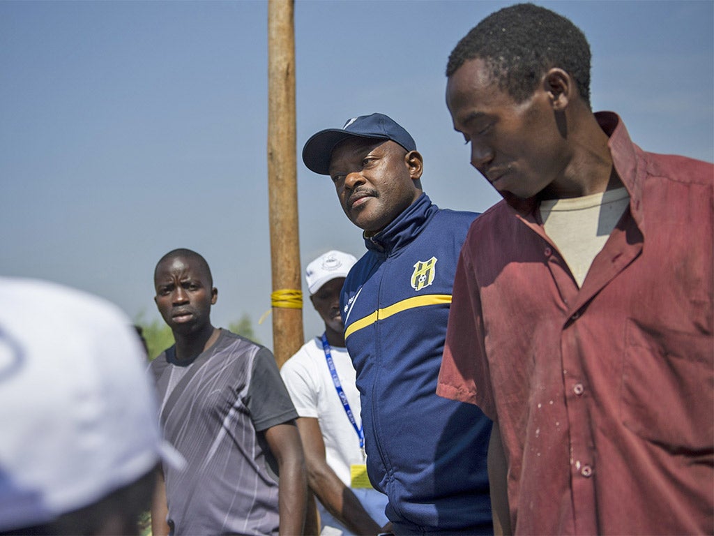 Incumbent Burundi President Pierre Nkurunziza, centre (Getty)