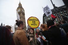 Greens vow to 'campaign furiously' against student reforms