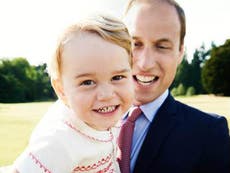 Paparazzi 'using children to lure Prince George into view'