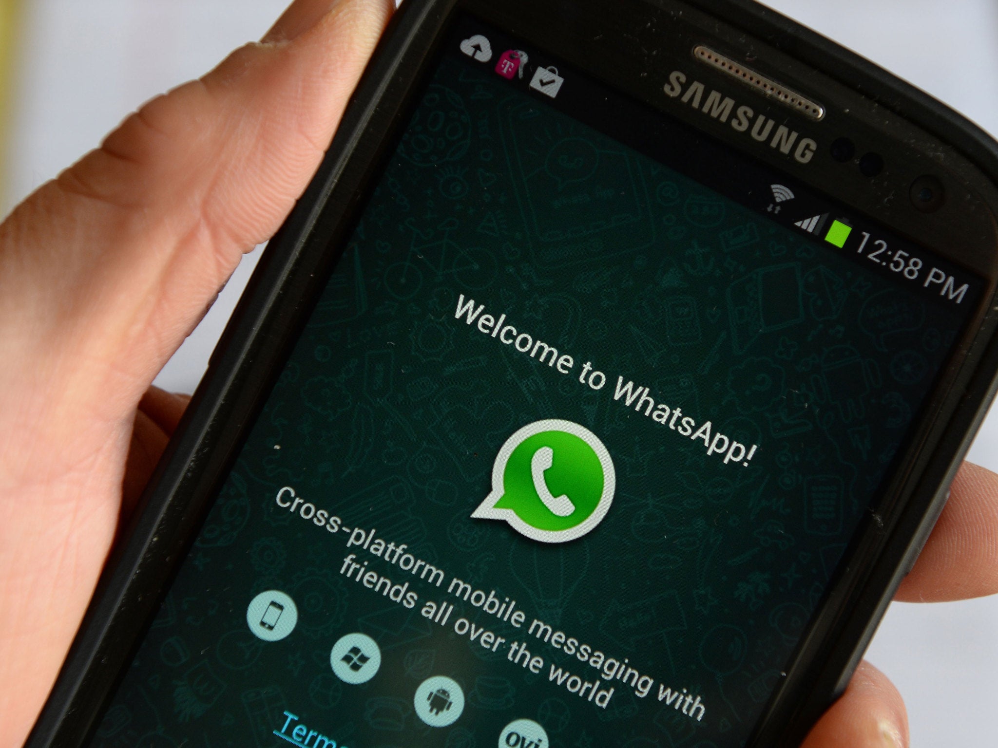 Users can now mark messages as 'unread' on WhatsApp