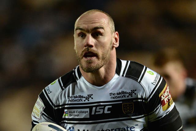 Hull captain Gareth Ellis will miss the rest of the season after undergoing surgery for a snapped Achilles