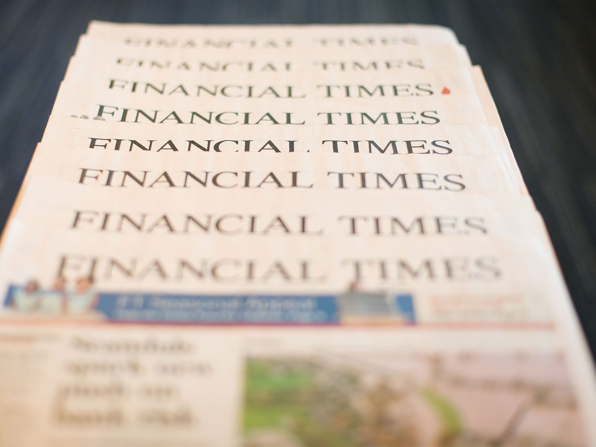 Publishing group Pearson has announced it is to sell the Financial Times Group to Japanese media firm Nikkei for £844m in cash.