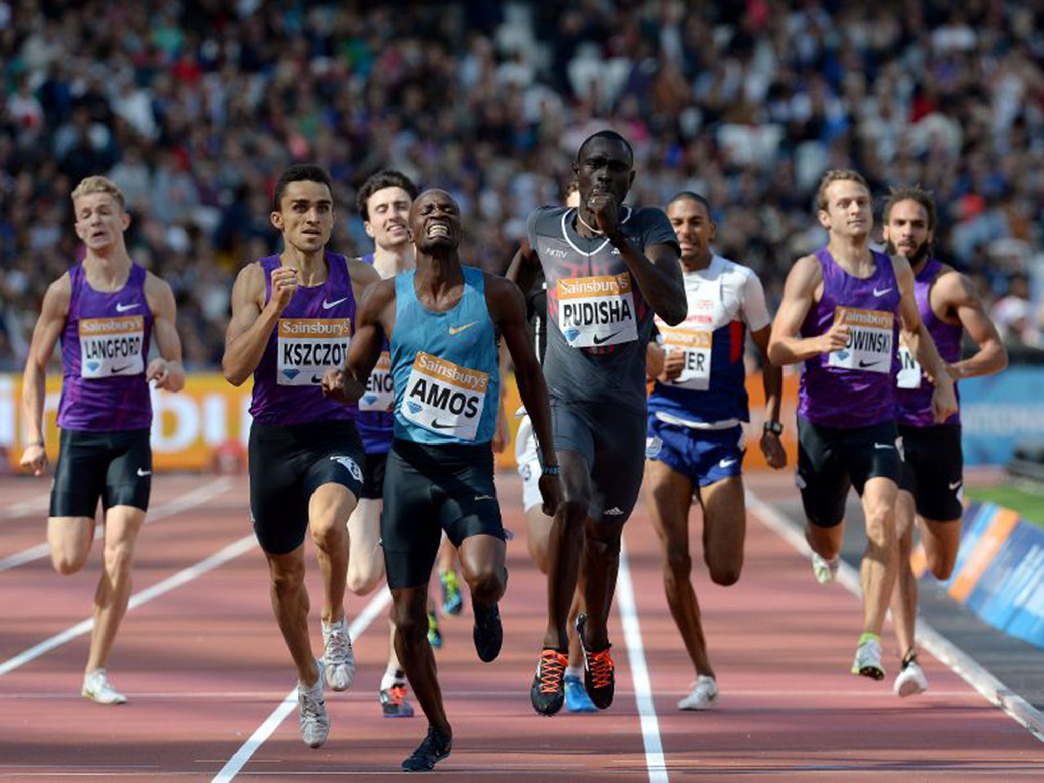 Second best: David Rudisha cannot keep pace with Nijel Amos in the 800m