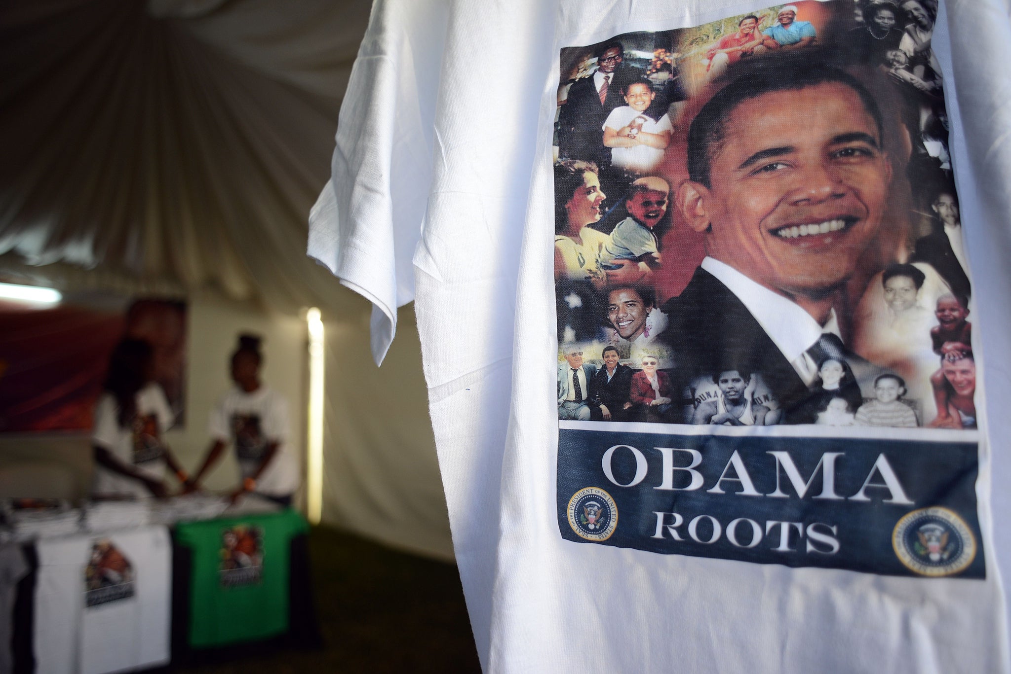 Kenyan t-shirt sellers are capitalising on Obama's visit with a range of commemorative shirts