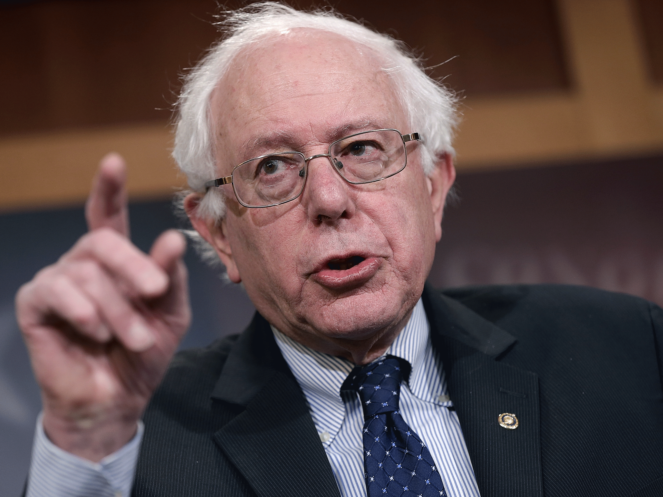 Bernie Sanders is attracting support for his left wing campaign in the U.S.A