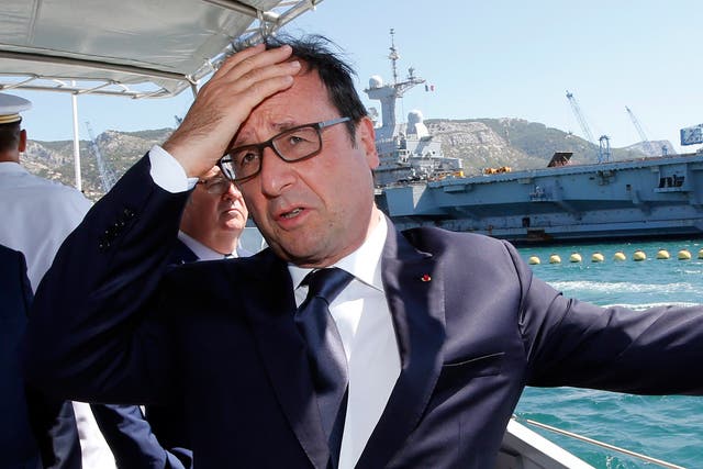 President Hollande's hair stylist earns an annual salary of €118,740