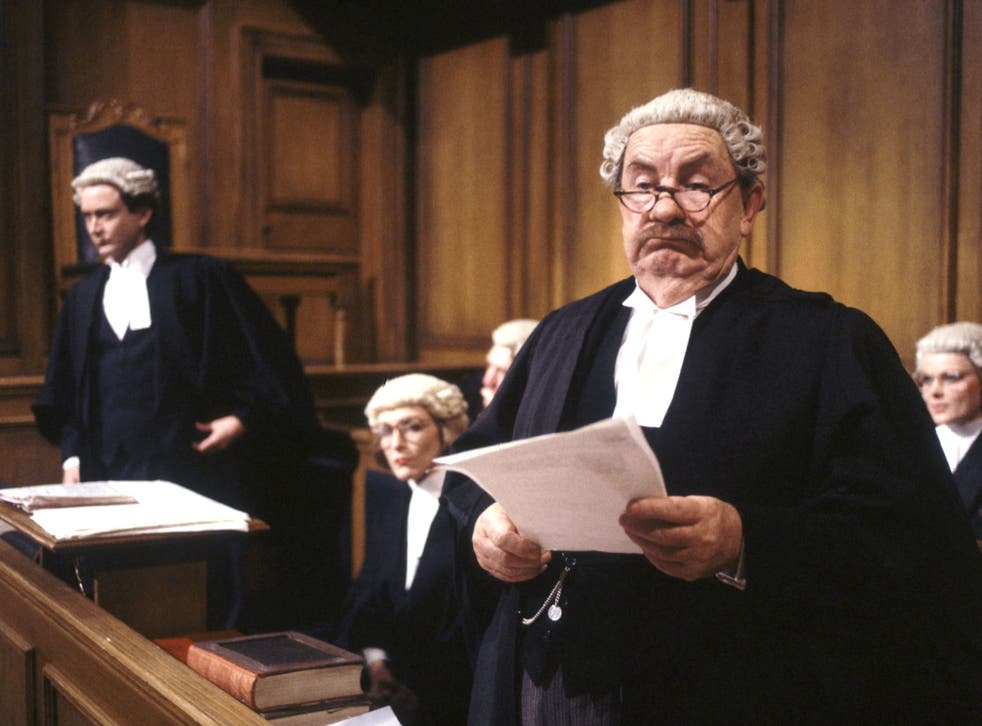 Leo McKern as the title character in the TV version of 'Rumpole of the Bailey'