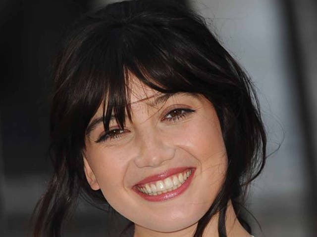 Daisy Lowe