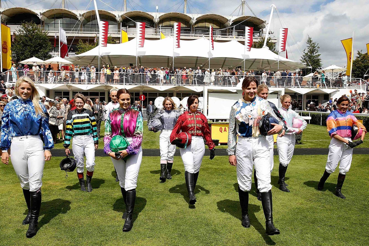 Goodwood Ladies Day: Female racers wear silk designs by Vivienne ...