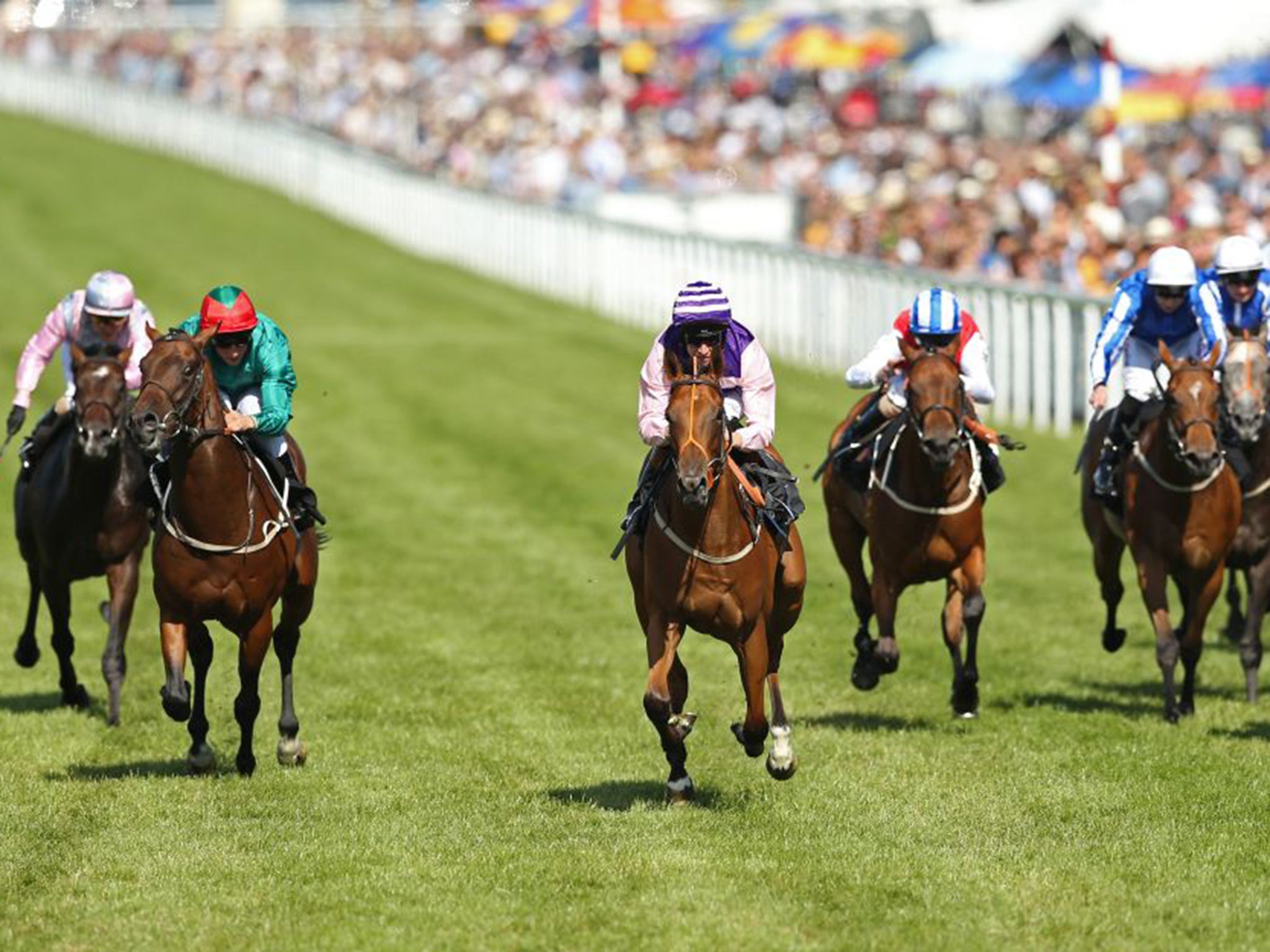 Richard Hughes riding his last winner, Belvoir Bay, on Friday