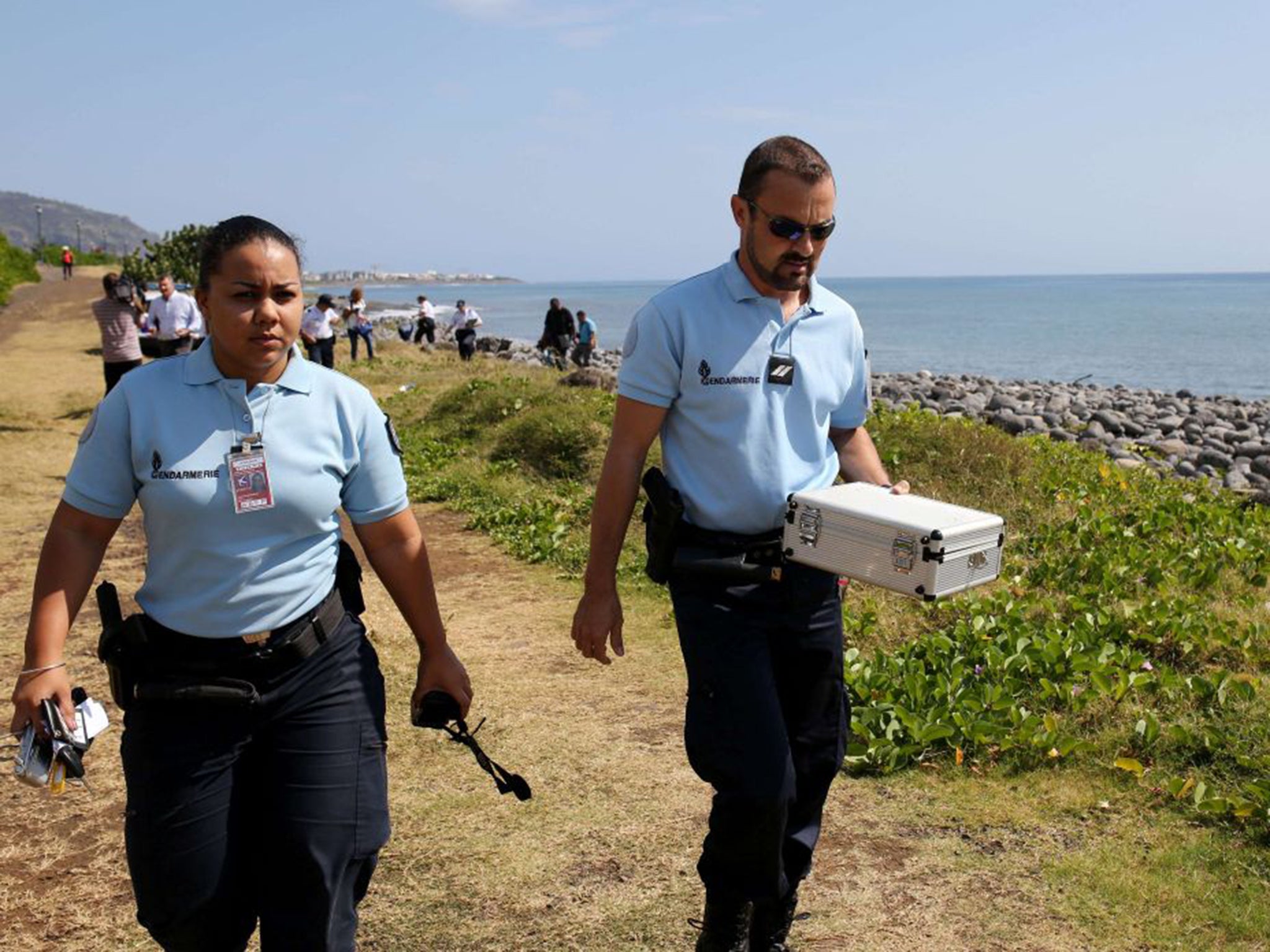 French investigators are due to start examining the debris found on Reunion on 5 August
