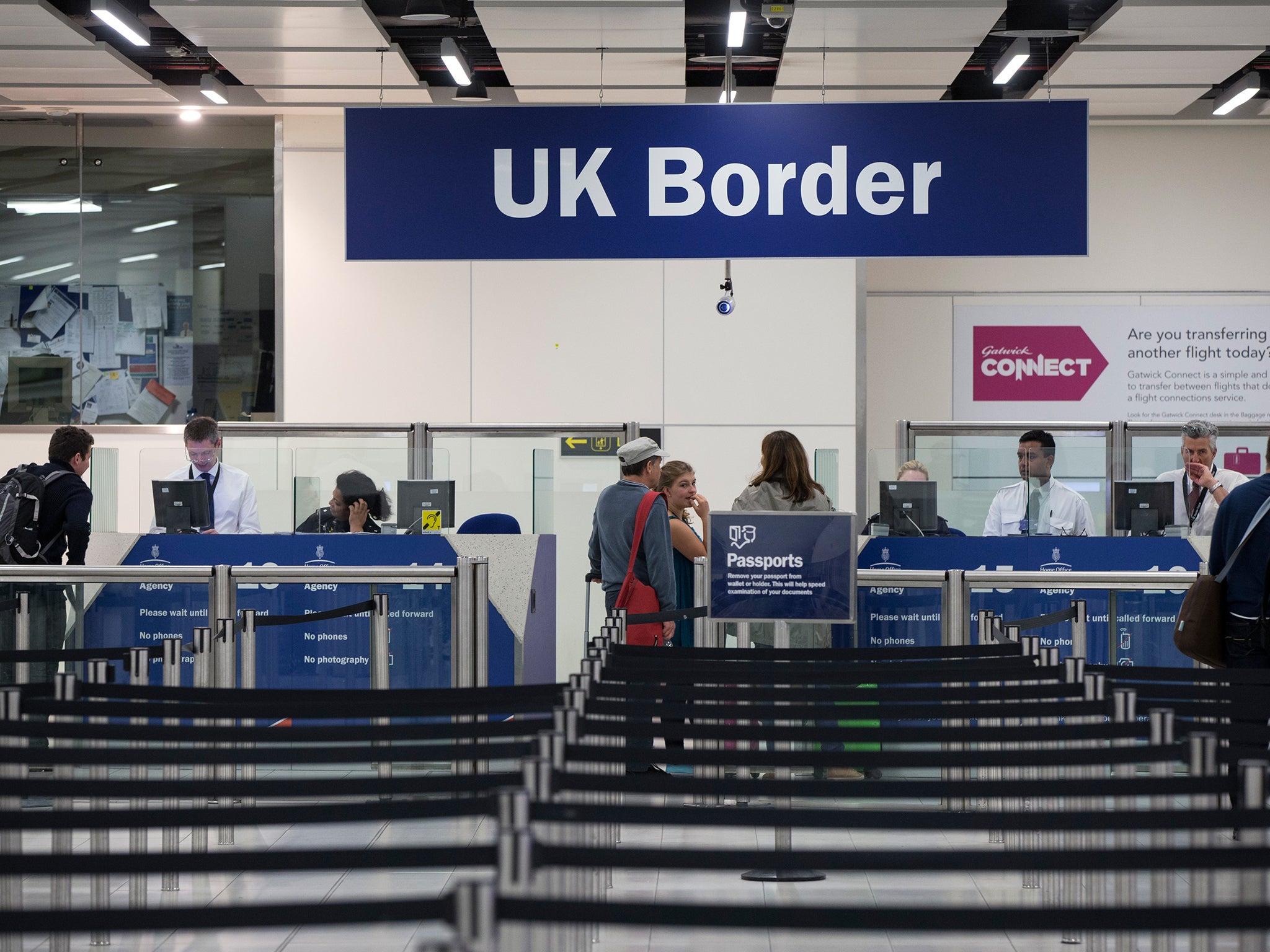  UK border  force fears as high risk flights to London 