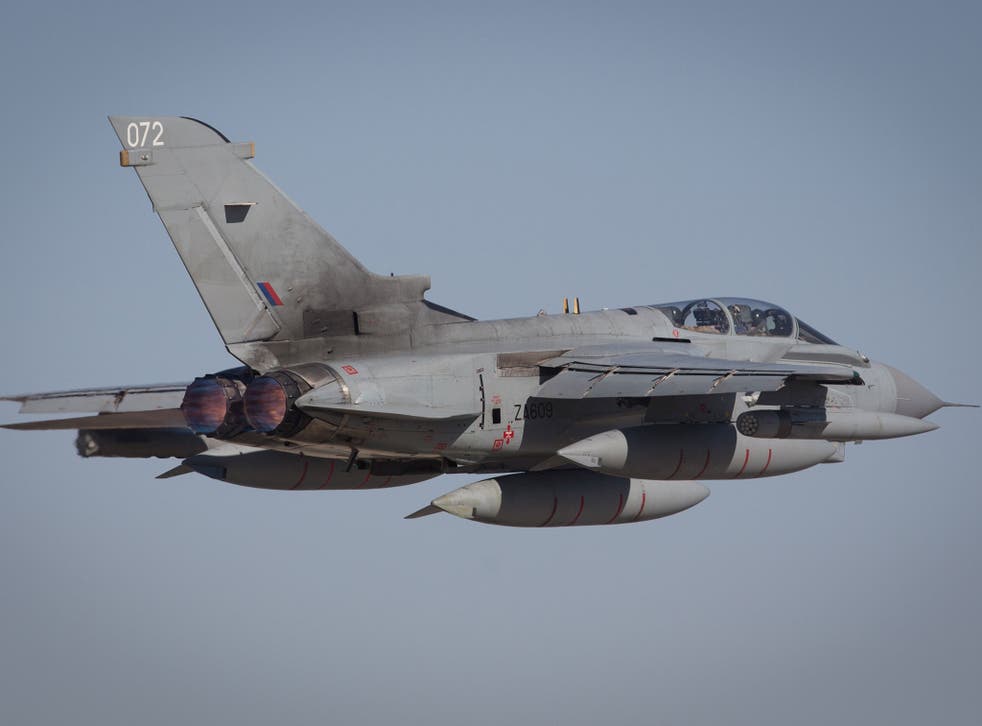 The disbanding of an RAF Tornado squadron spearheading the air campaign against Isis has been postponed