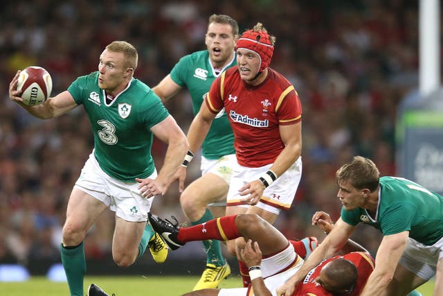 Keith Earls skips clear to score Ireland's third try in Cardiff