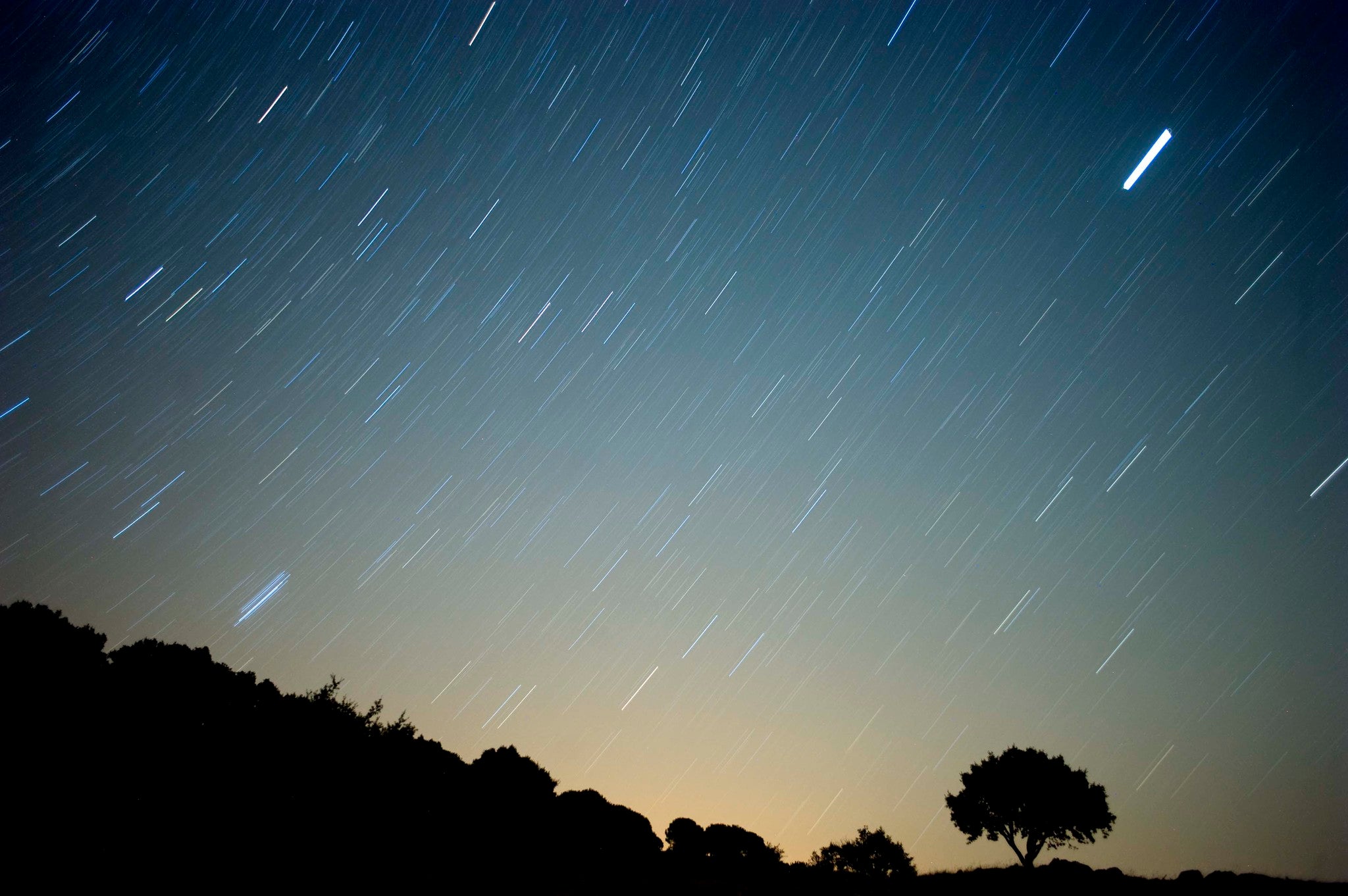 The best way to see the meteor shower is with the naked eye, once you've allowed yourself to adjust to the darkness