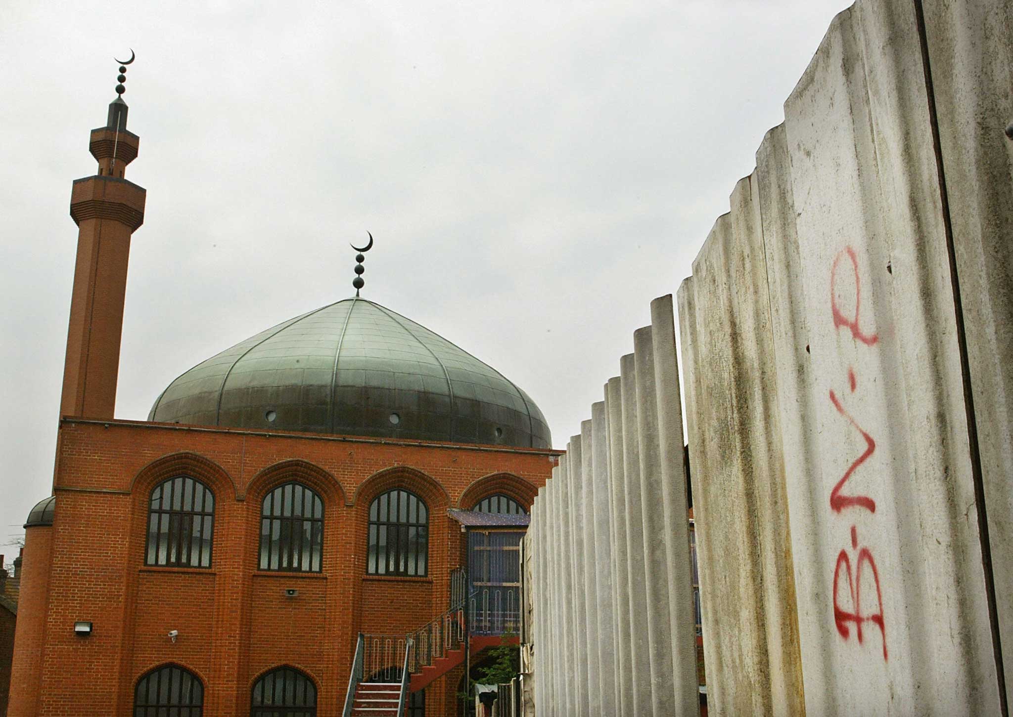 BNP graffitti outside the Central Mosque in Luton