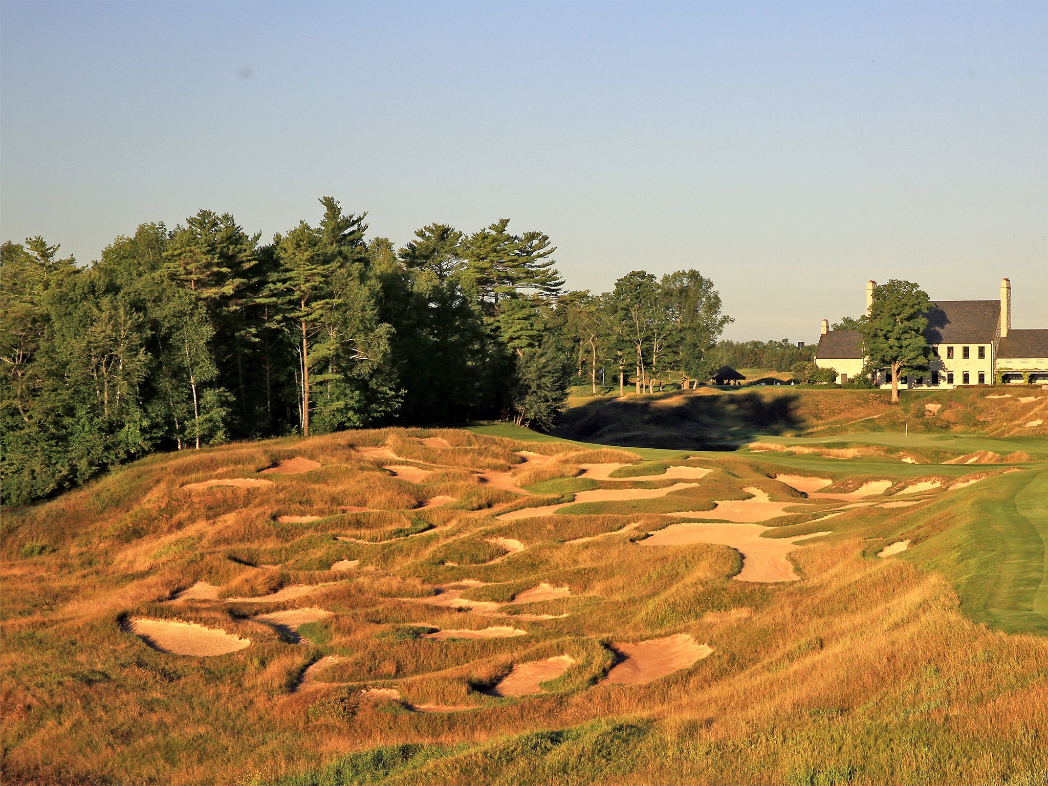 Whistling Straits’ 18th hole, where Dustin Johnson came to grief, features a maze of bunkers